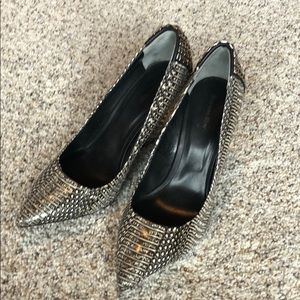 Rachel Roy heels-never worn